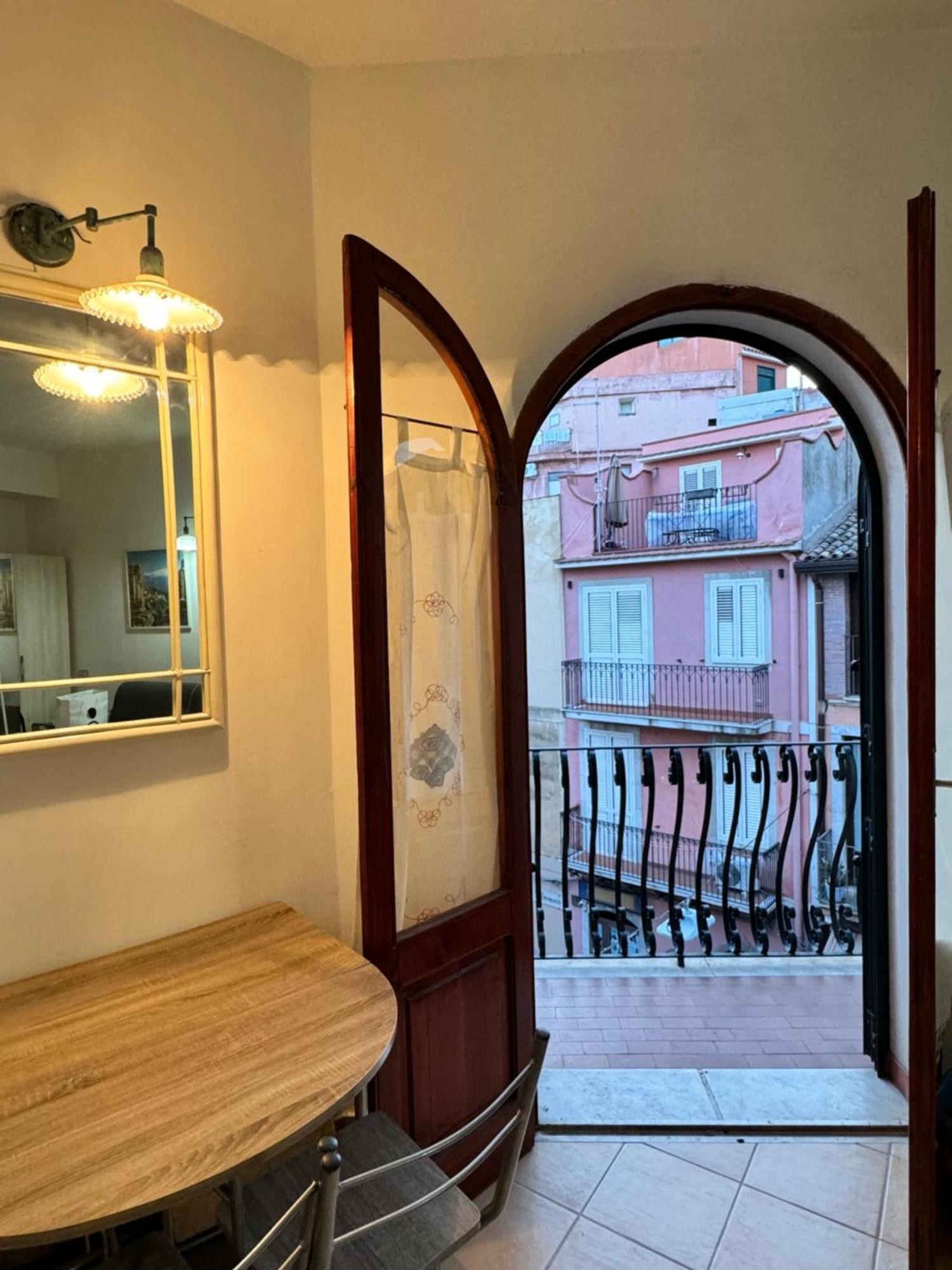 Taormina'S Sun Apartment Exterior foto