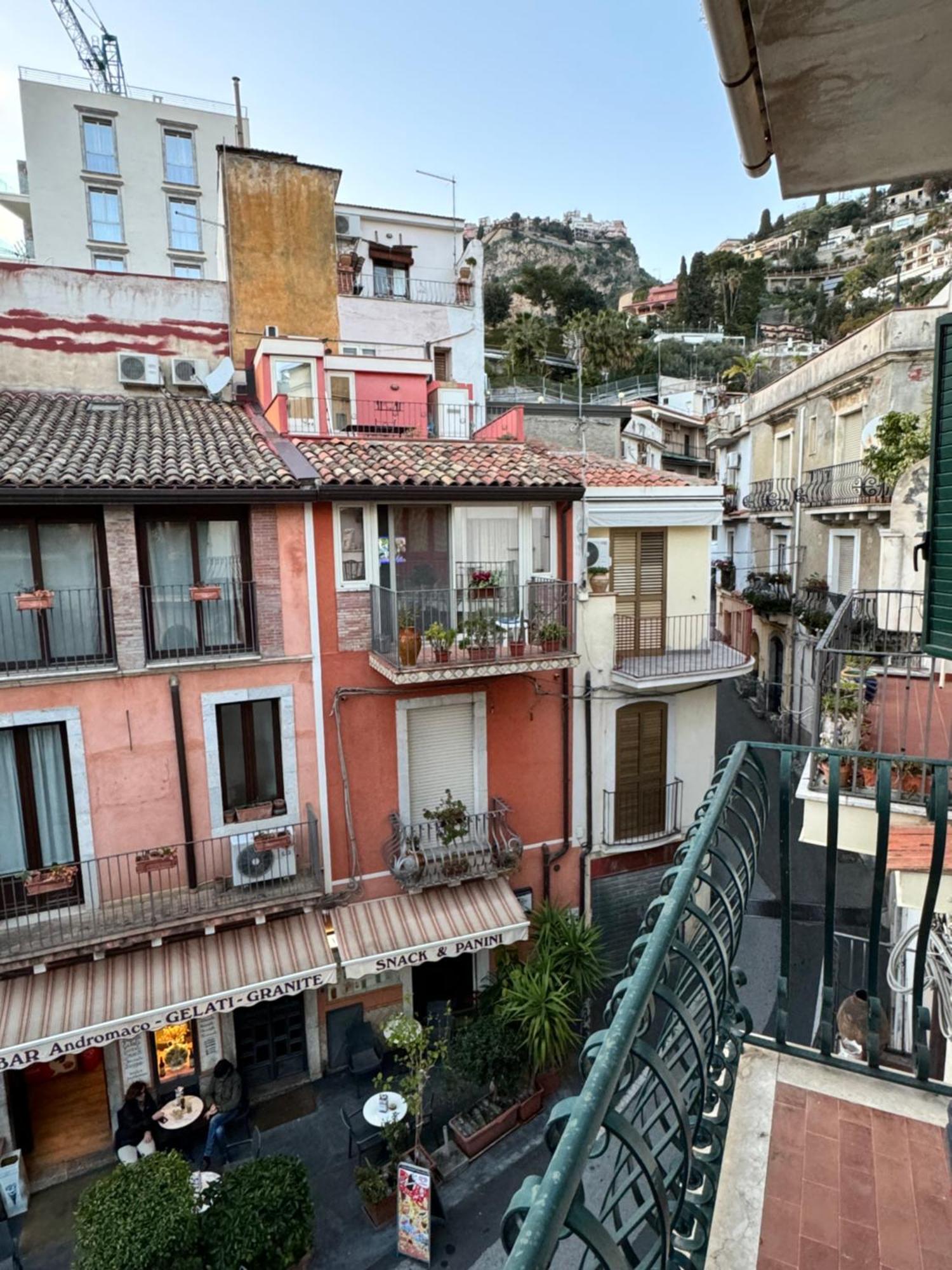 Taormina'S Sun Apartment Exterior foto